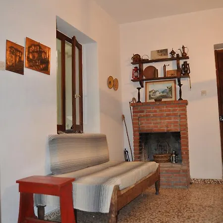Aleka's House * Milina